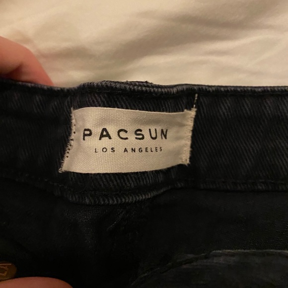 Pacsun black ripped jean shorts - Picture 6 of 8